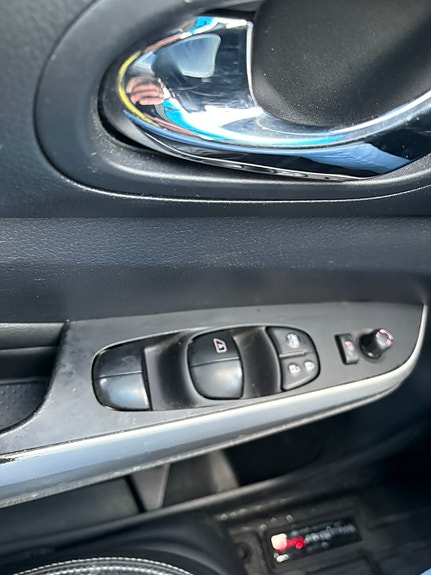 Nissan Navara 5 of 5