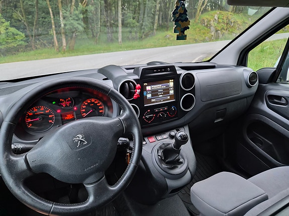 Peugeot Partner 6 of 16