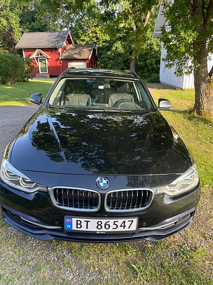 BMW 318i 5 of 30