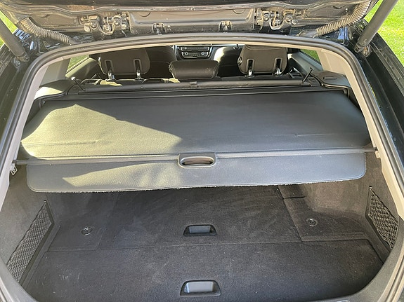 BMW 318i 22 of 30