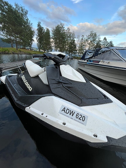 Sea Doo vannscooter triup , artig leke, med henger 5 of 17