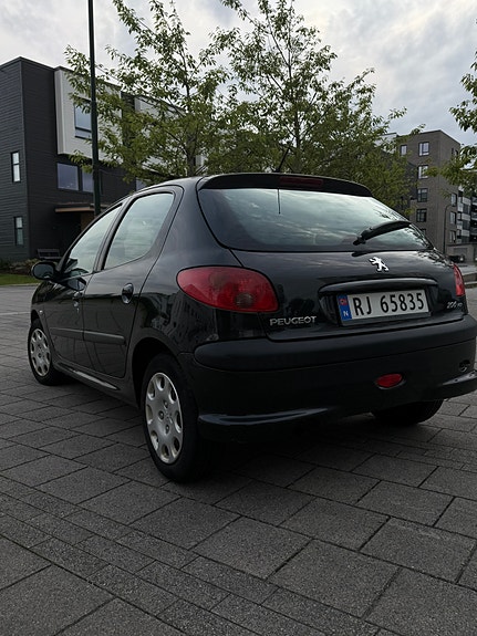 Peugeot 206 4 of 5