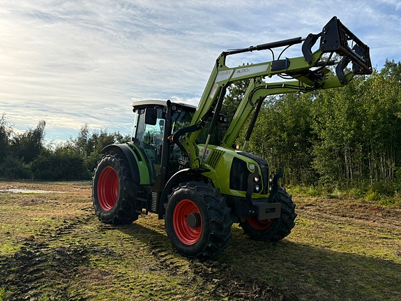 CLAAS Arion 3 of 5
