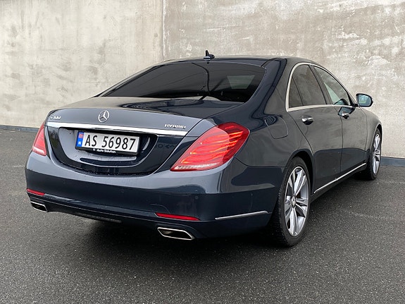 Mercedes-Benz S400 24 of 30