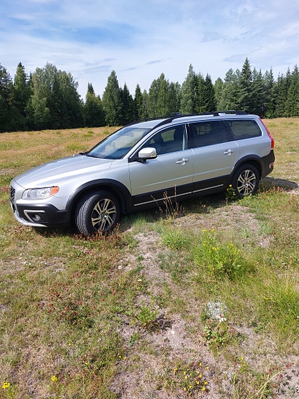 Volvo XC70 3 of 5