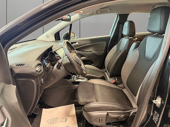 Opel Crossland X 10 of 30