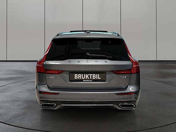 Volvo V60 4 of 30