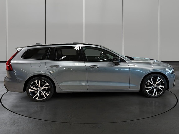 Volvo V60 6 of 30