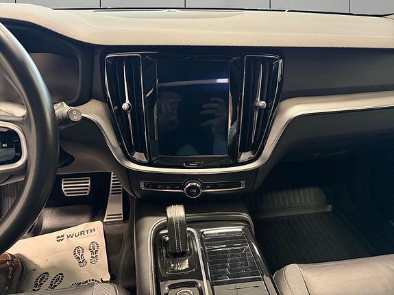 Volvo V60 15 of 30