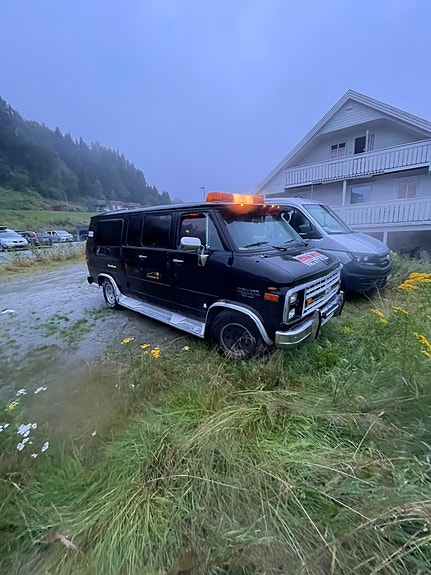 Chevrolet G20 2 of 9