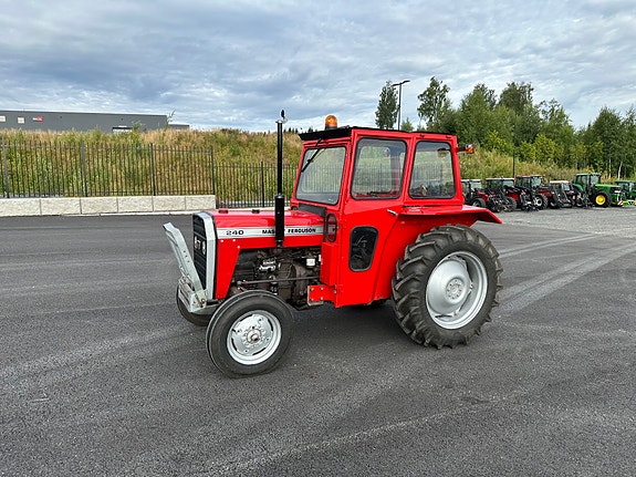 Massey Ferguson 240 5 of 30