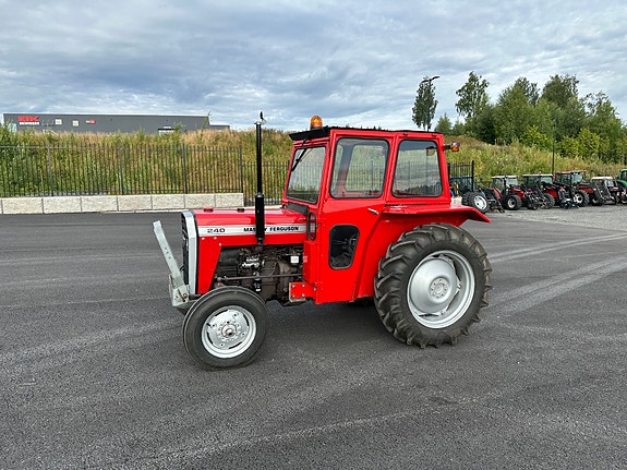 Massey Ferguson 240 6 of 30