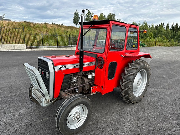 Massey Ferguson 240 25 of 30