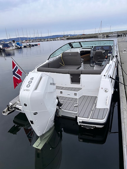 RYDDESALG: Nordkapp Noblesse 830 Mercury 400 hk. - kun 45 timer, hekktruster ++ 2 of 30