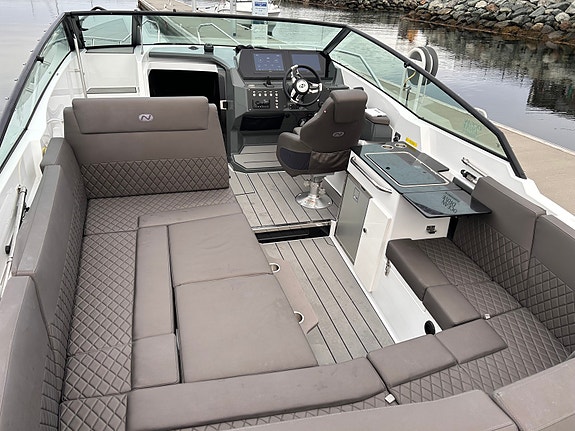 RYDDESALG: Nordkapp Noblesse 830 Mercury 400 hk. - kun 45 timer, hekktruster ++ 5 of 30