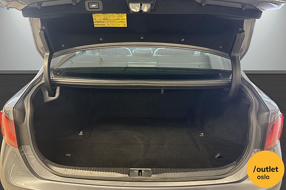 Lexus GS450h 5 of 5
