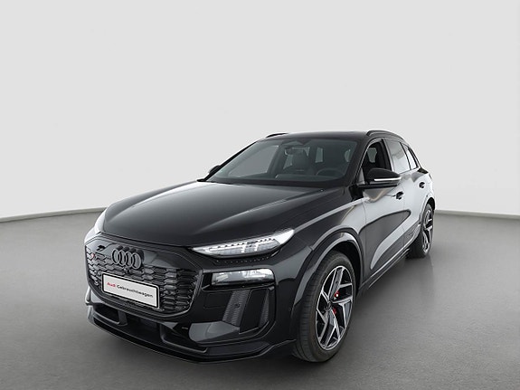 Audi SQ6 e-tron 10 of 12