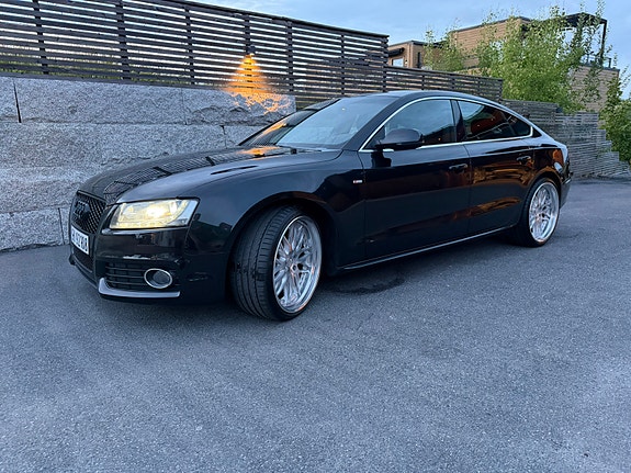 Audi A5 2 of 5