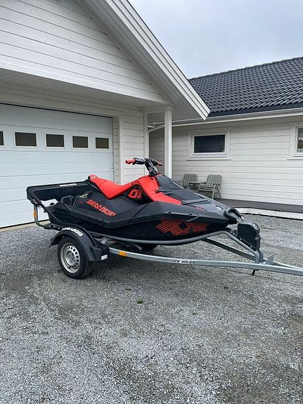 SeaDoo Spark Trixx 2UP 5 of 16