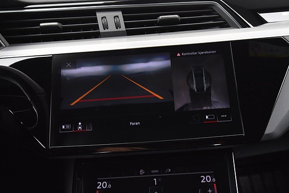 Audi e-tron Sportback 23 of 30