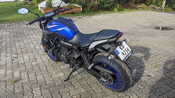 Yamaha MT-07 3 of 11