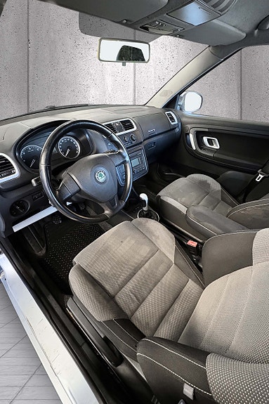 Skoda Fabia 9 of 14
