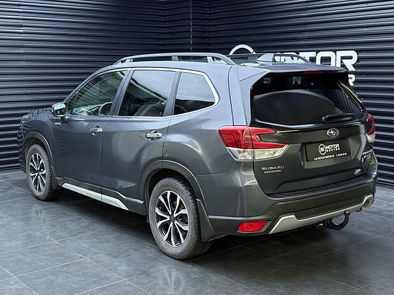 Subaru Forester 2 of 30