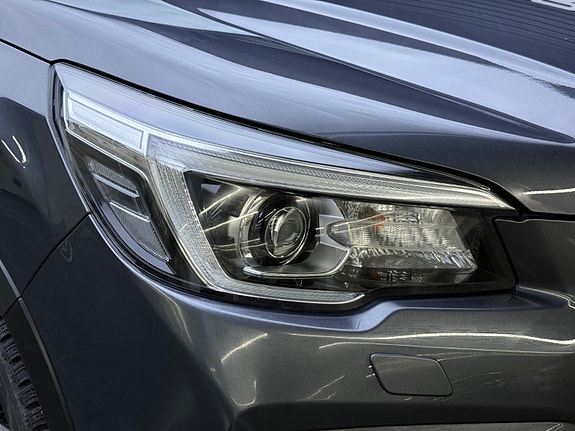 Subaru Forester 5 of 30