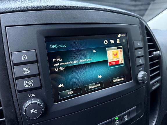 Mercedes-Benz Vito 18 of 30
