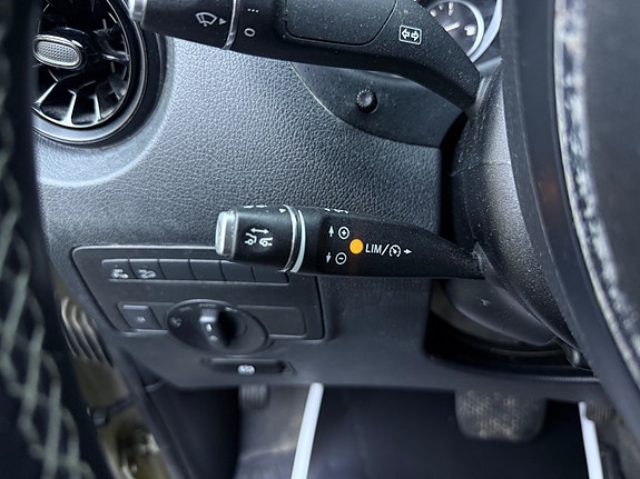 Mercedes-Benz Vito 12 of 30