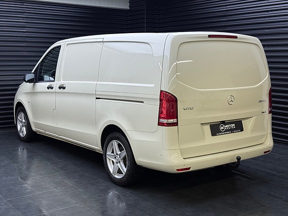 Mercedes-Benz Vito 2 of 30