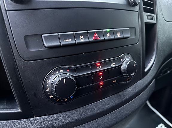 Mercedes-Benz Vito 23 of 30