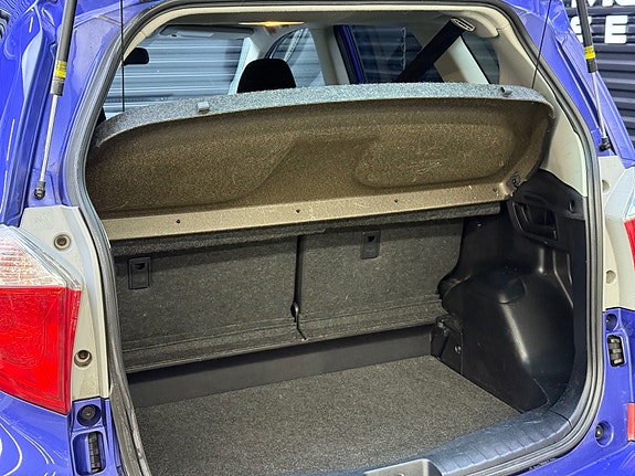 Toyota Verso-S 26 of 30