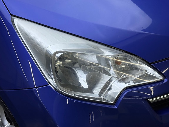 Toyota Verso-S 5 of 5