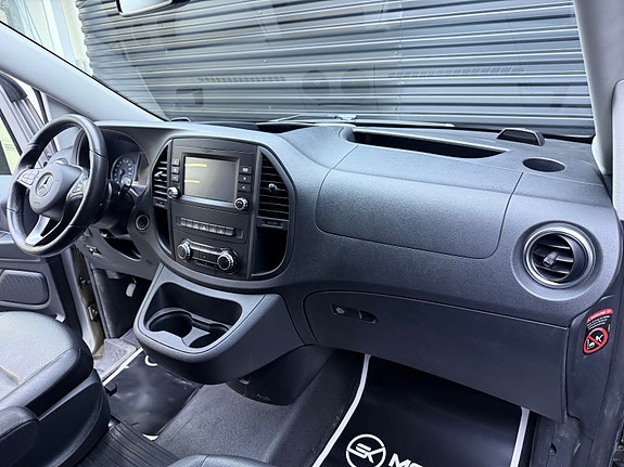 Mercedes-Benz Vito 11 of 30
