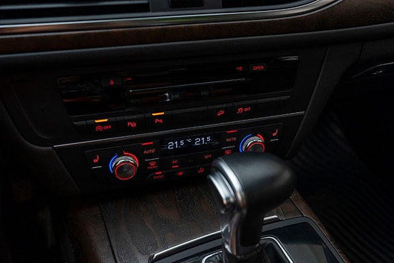 Audi A6 allroad 17 of 30