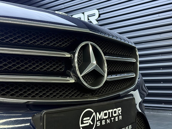 Mercedes-Benz E300 de 5 of 30