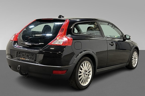 Volvo C30 3 of 7