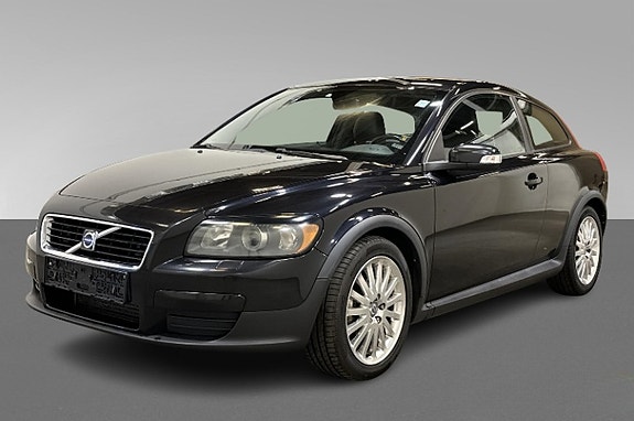 Volvo C30 2 of 7