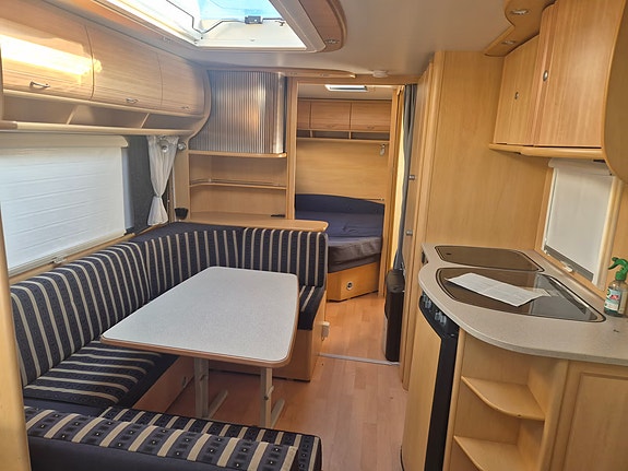 Dethleffs Camper 4 of 8