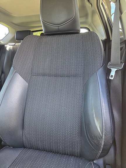 Toyota Auris 2 of 20