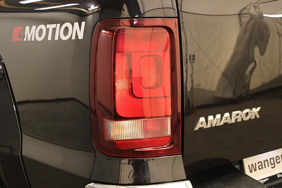 Volkswagen Amarok 16 of 30