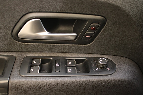 Volkswagen Amarok 22 of 30