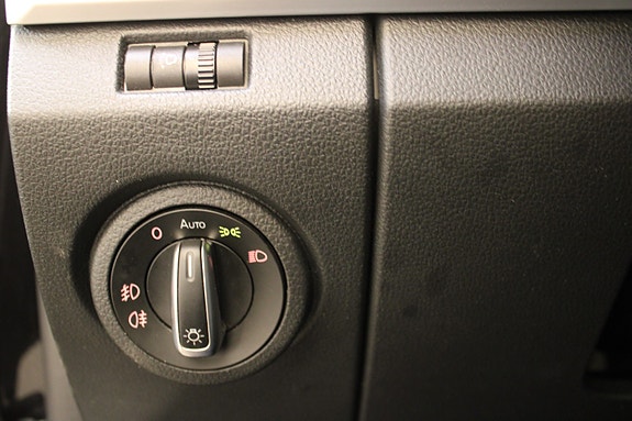 Volkswagen Amarok 30 of 30