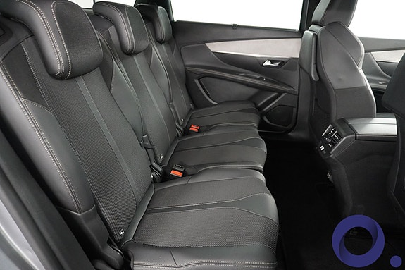 Peugeot 5008 24 of 27