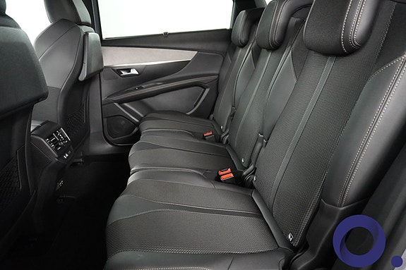 Peugeot 5008 22 of 27