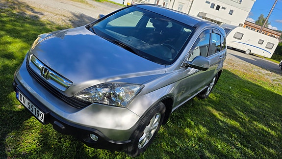 Honda CR-V 2 of 5