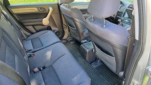Honda CR-V 4 of 5
