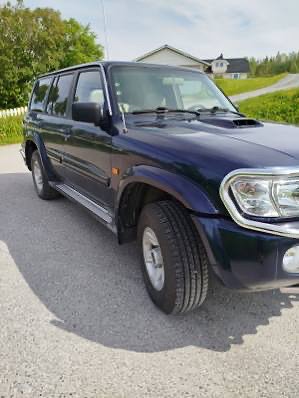 Nissan Patrol 5 of 5