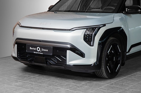 Kia EV3 2 of 28